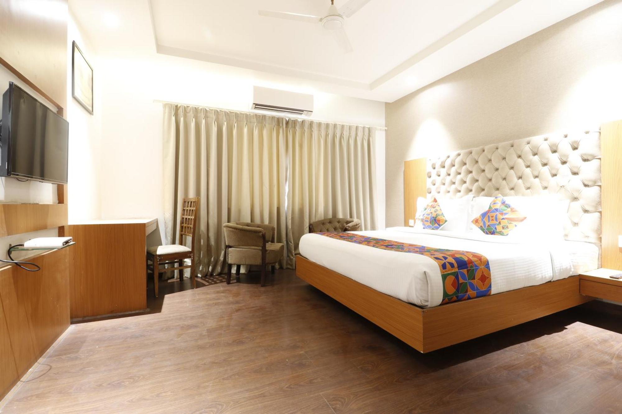 Hotel Yatri Nagpur Bagian luar foto